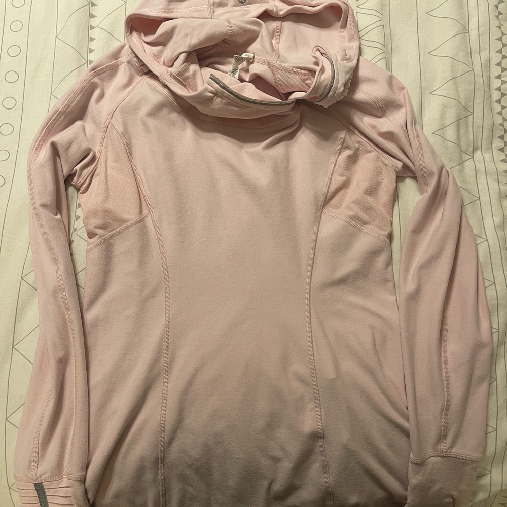 Lululemon top